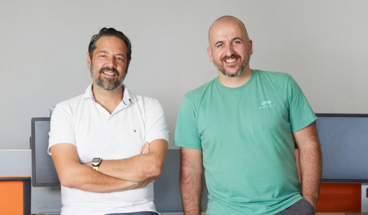 Hosthub founders
